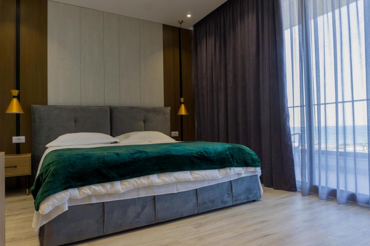 Hotel Morfeus Дуррес Екстер'єр фото
