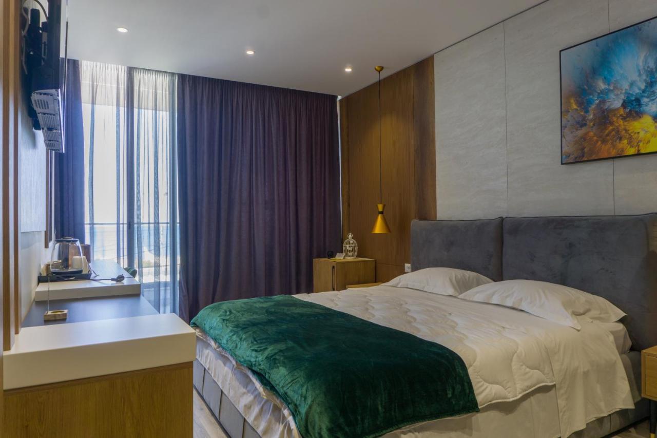 Hotel Morfeus Дуррес Екстер'єр фото