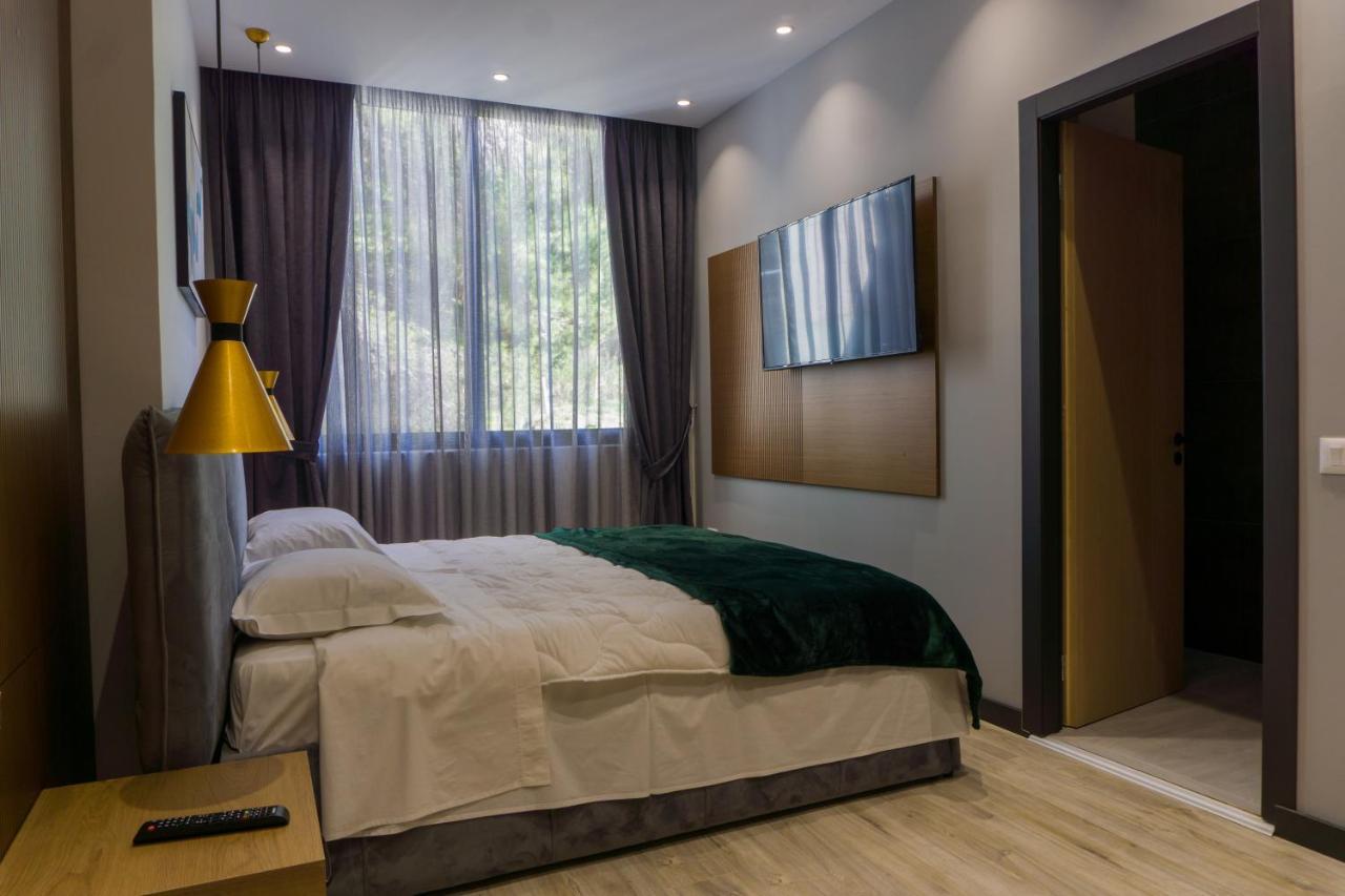 Hotel Morfeus Дуррес Екстер'єр фото