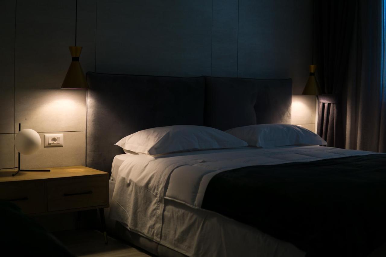 Hotel Morfeus Дуррес Екстер'єр фото